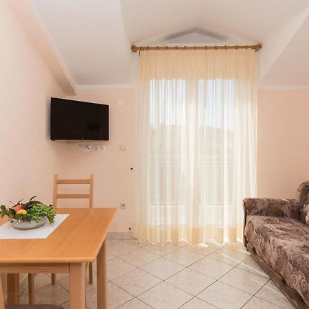 Topic Apartments Vodice Exterior photo