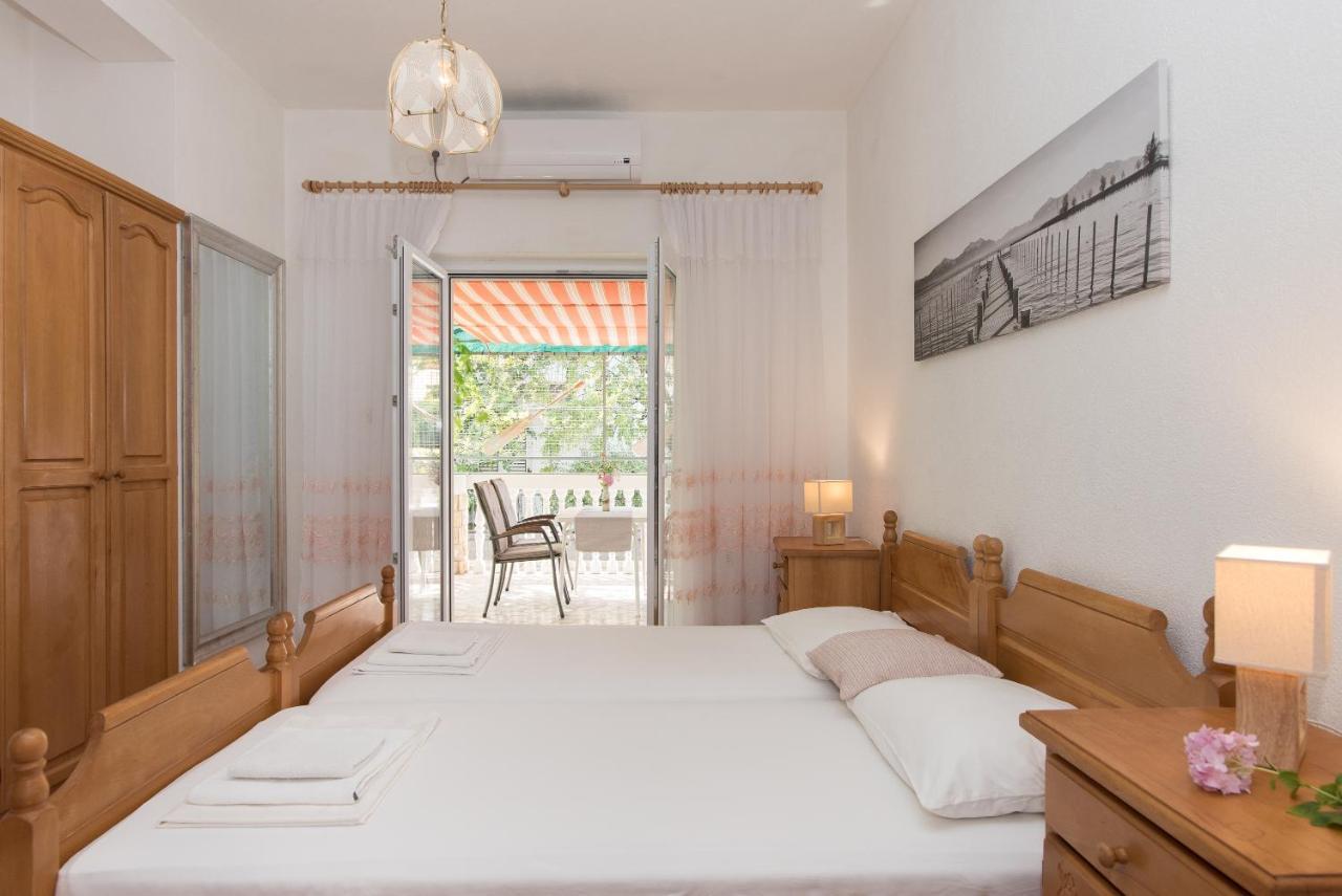 Topic Apartments Vodice Exterior photo