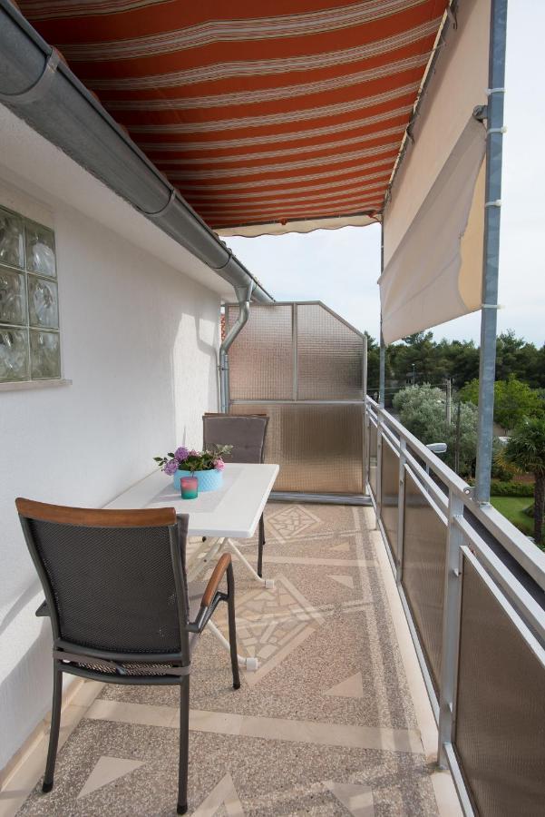 Topic Apartments Vodice Exterior photo