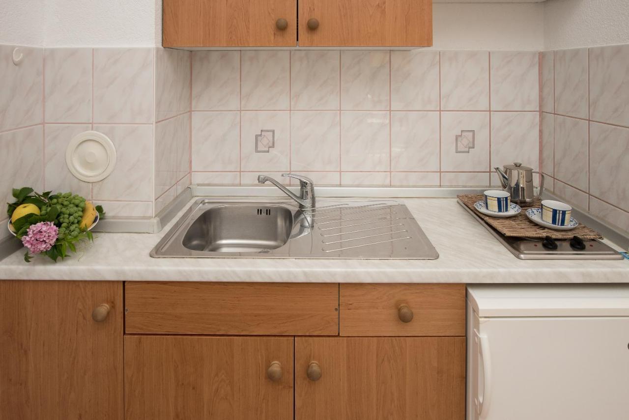 Topic Apartments Vodice Exterior photo